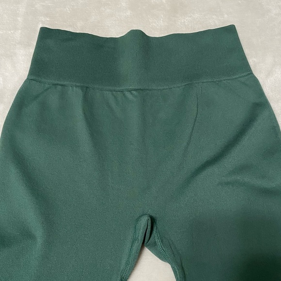 Forest Green Leggings - Picture 3 of 4